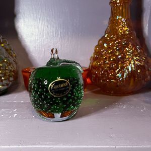 Vintage Kanawha Art Glass Green Apple Paper Weight With Controlled Bubbles
